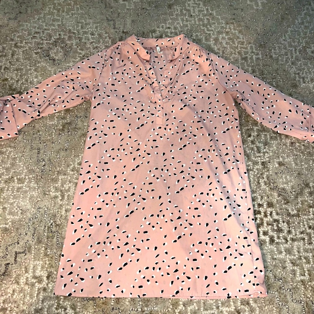 Beeson River dress with quarter length sleeves that cuff. Medium length. NWOT.